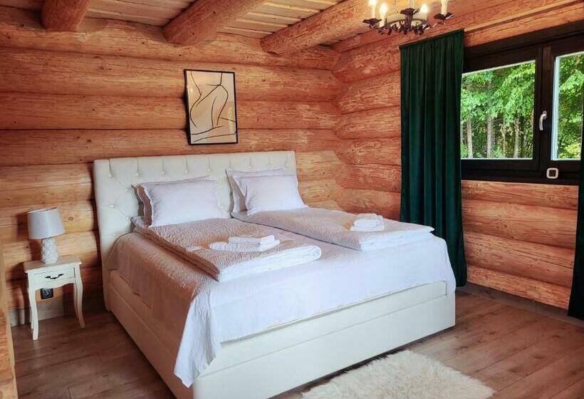 Дом 4 Спальни, Harghita Log Houses