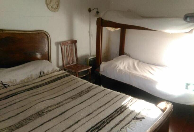 اتاق خانوادگی, La Casa De Susana