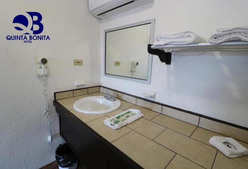 سوییت جونیور, La Quinta Bonita