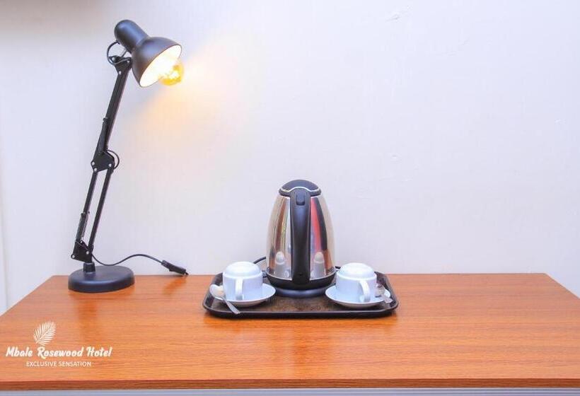 اتاق لوکس یک تخته, Mbale Rosewood