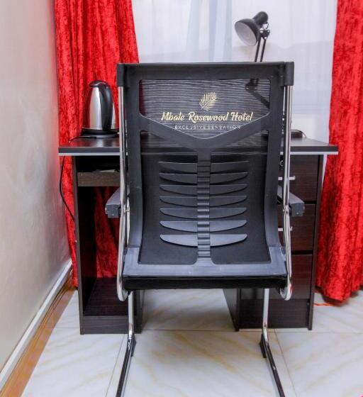اتاق سوپریور, Mbale Rosewood