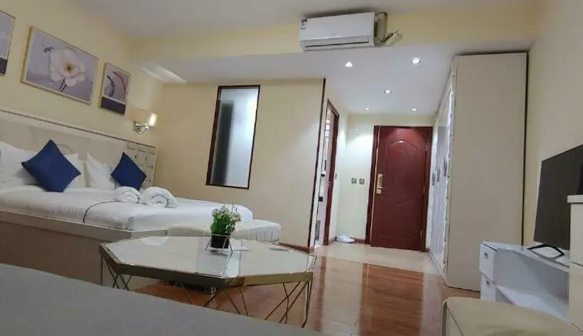 سوئیت با تخت بزرگ, Atmosphere Hotel & Spa
