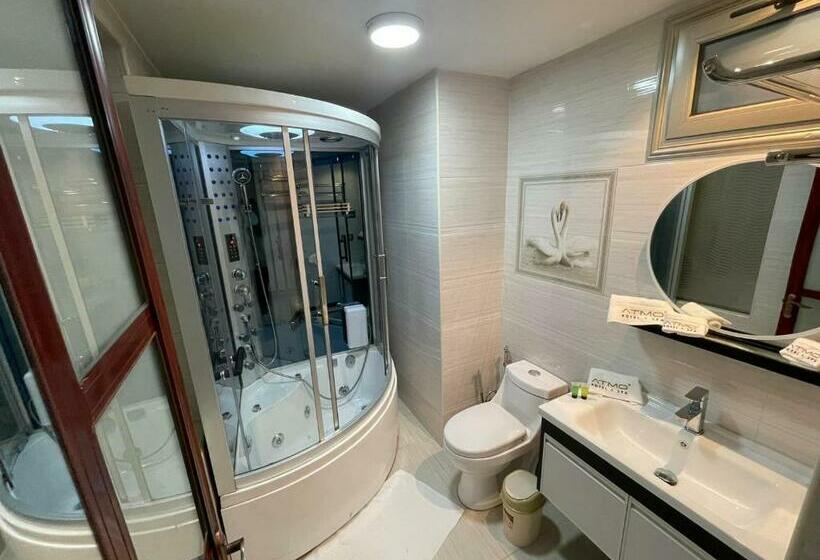 سوئیت با تخت بزرگ, Atmosphere Hotel & Spa