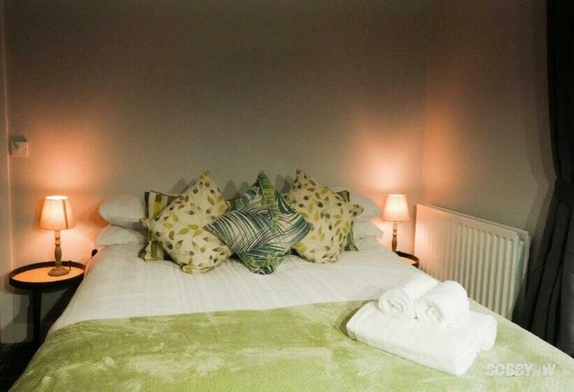 غرفة أساسية, Black Bull