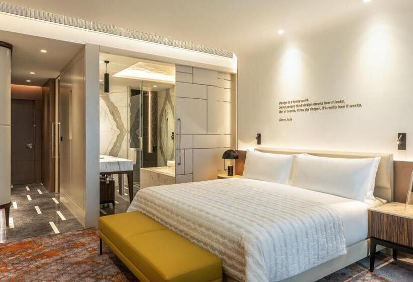 اتاق لوکس با تخت بزرگ, Le Royal Méridien Doha