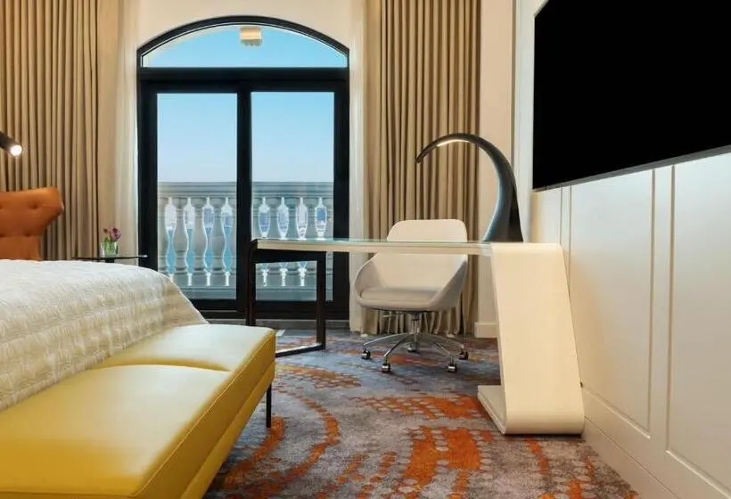 Standard Room King Size Bed