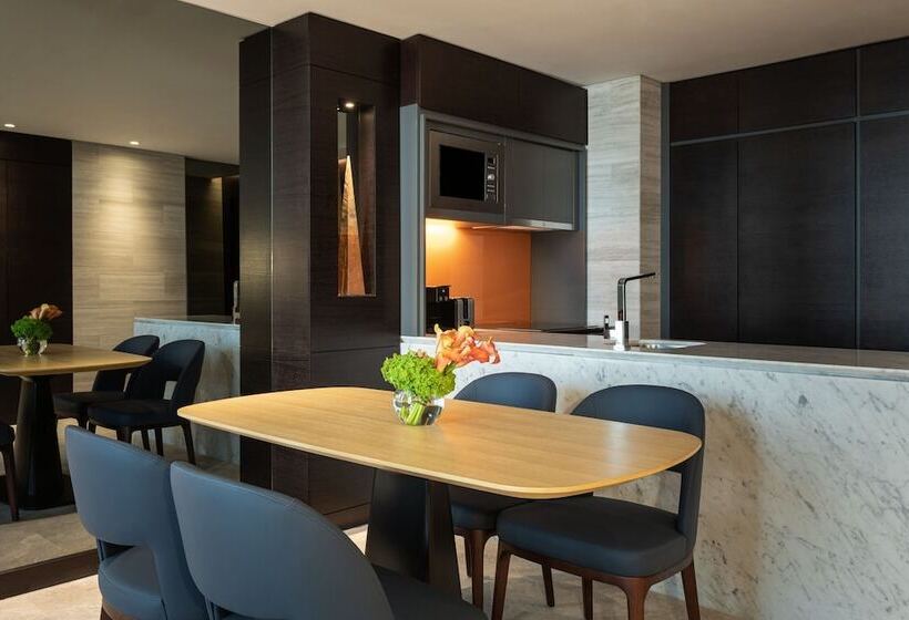 استودیوی سوپریور, Le Royal Méridien Doha