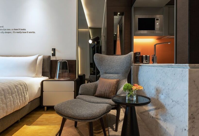 استودیوی لوکس, Le Royal Méridien Doha