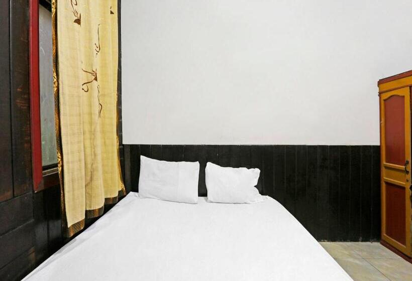エコノミールーム, Spot On 91793 Maila Homestay