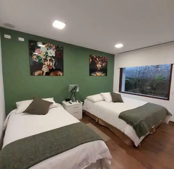 Deluxe Kolmen Hengen Huone, 593 Hotel Boutique Baños