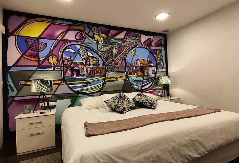 اتاق لوکس سه تخته, 593 Hotel Boutique Baños