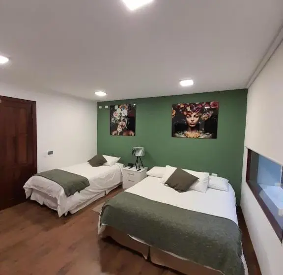Deluxe Kolmen Hengen Huone, 593 Hotel Boutique Baños