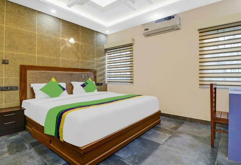 スタンダードルーム, Treebo Pushpak Service Apartment