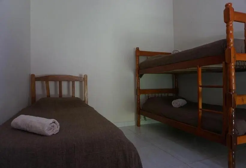 ルームシェアのワンベッド, Casa Das Irmãs   Só Mulheres   Women Only