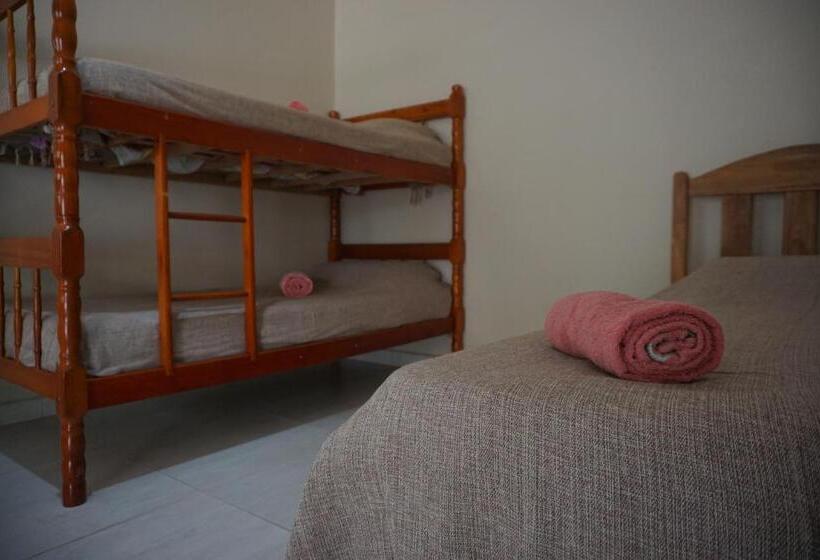 共用房间的床, Casa Das Irmãs   Só Mulheres   Women Only