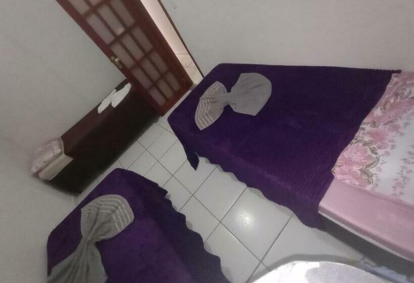 חדר סטנדרט לשלושה, Hostel Hotel Califórnia