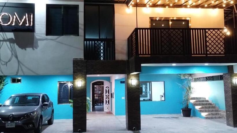 Номер Deluxe, Naomi City Center