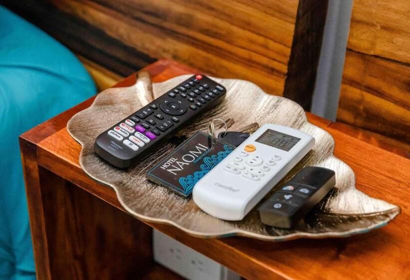 Номер Deluxe, Naomi City Center