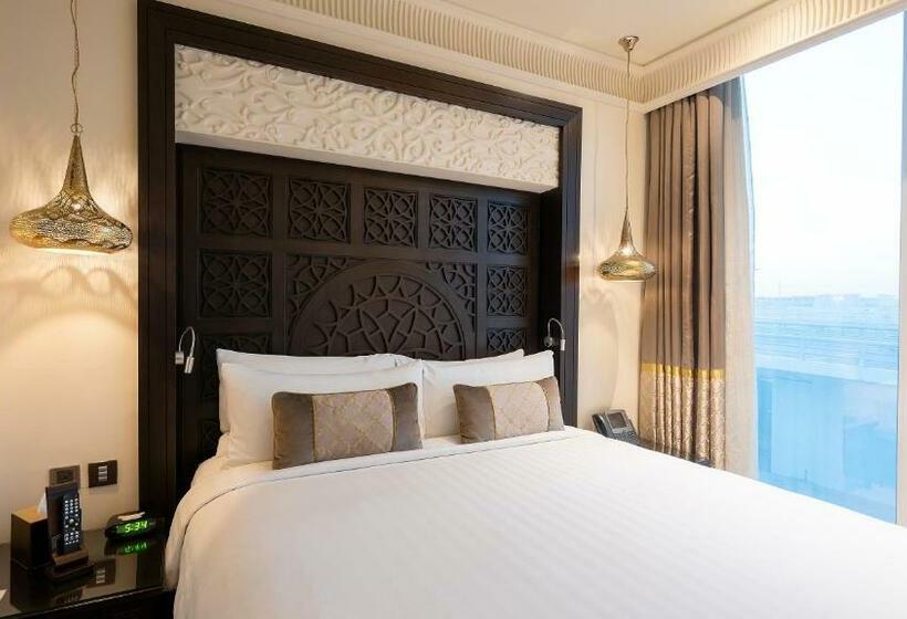 اتاق لوکس با تخت بزرگ, Al Mashreq Boutique