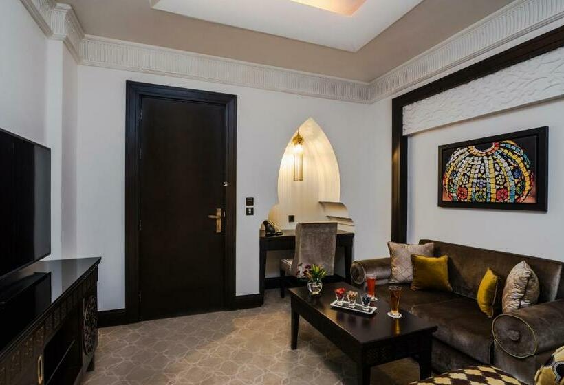 سوییت جونیور, Al Mashreq Boutique