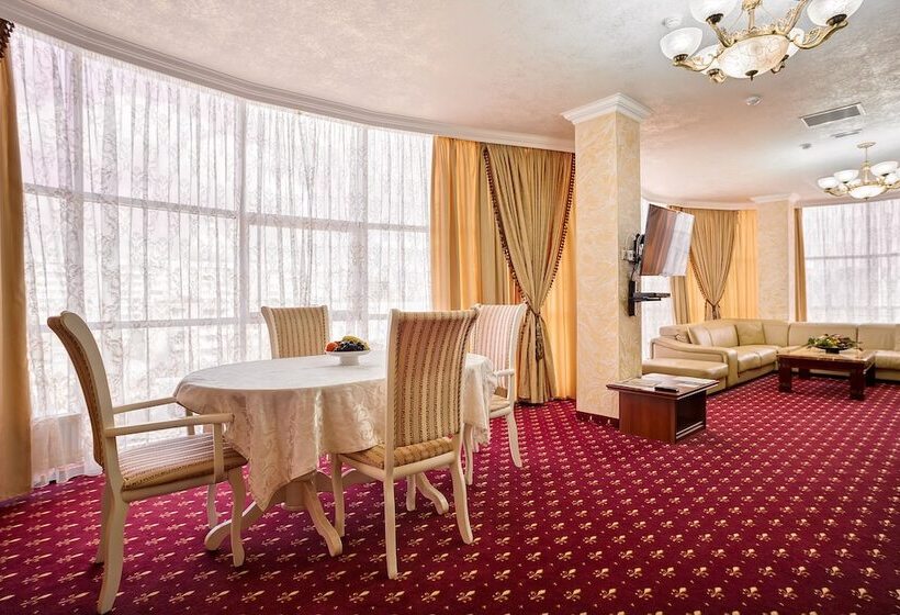 سوییت, Amici Grand