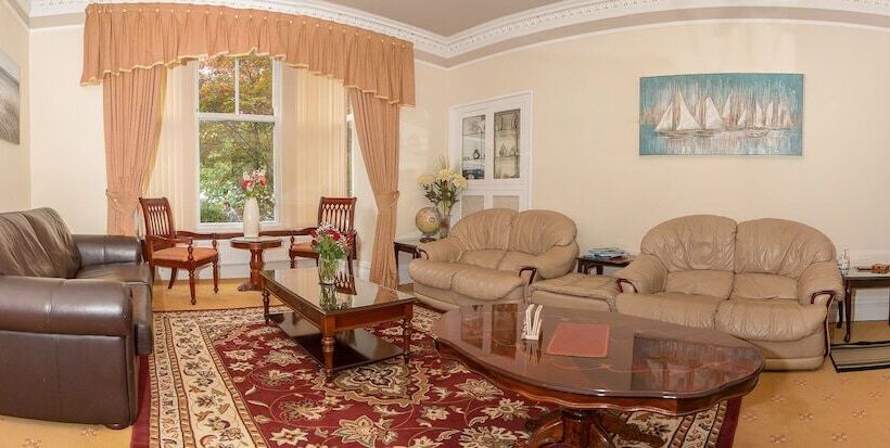 חדר סופריור, Beaumont Guest House   Free Off Site Health Club   Adults Only