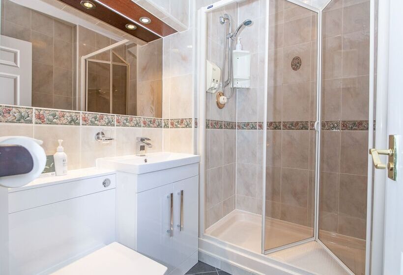 חדר סופריור, Beaumont Guest House   Free Off Site Health Club   Adults Only