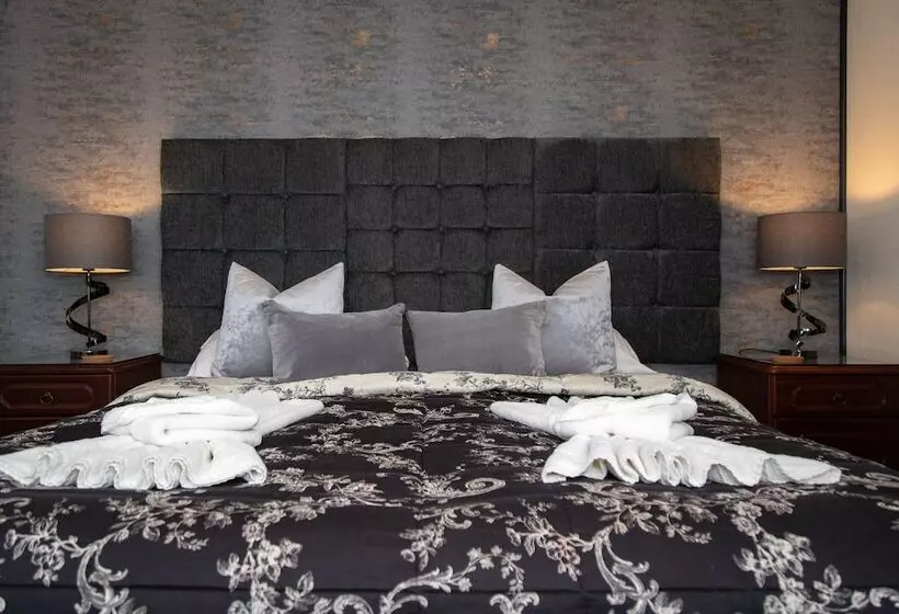 Standard-huone, Beaumont Guest House Windermere   Adult Only   Free Car Park & Off Site Access To The Local Health C