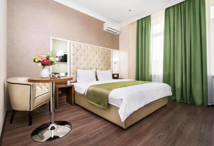 استودیوی استاندارد, Bonapart Hotel By Uhm