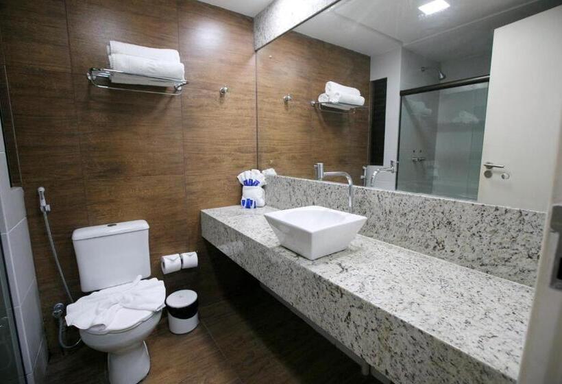 סוויטת סופריור, Canarius De Gravata