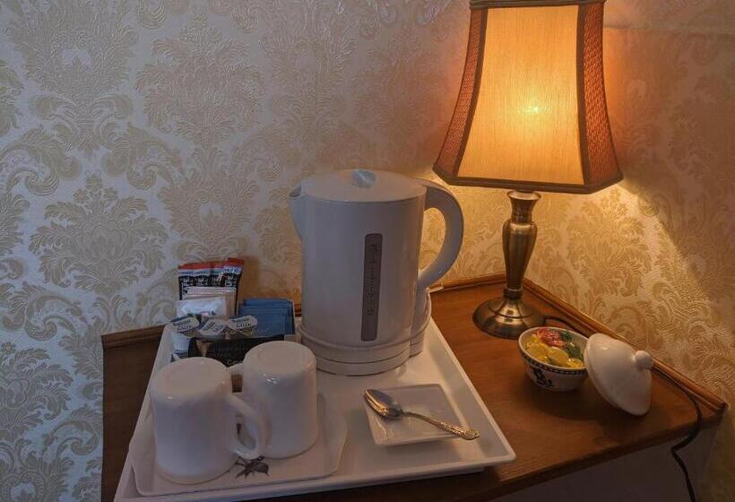 اتاق استاندارد, The Sycamore Guest House