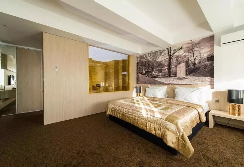 سوئیت پرزیدنت, City Hotel Mostar
