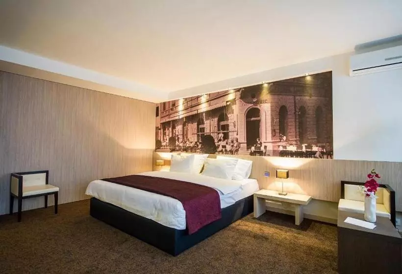سوییت لوکس, City Hotel Mostar