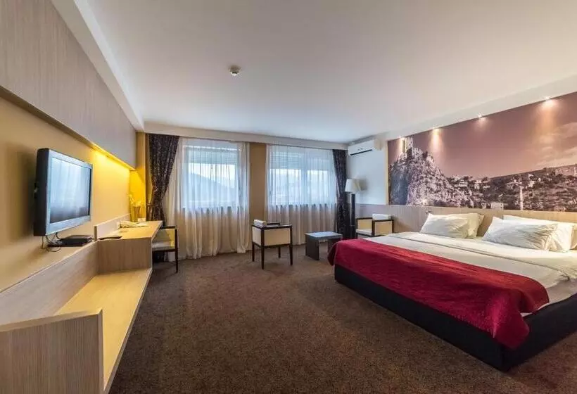 سوییت لوکس, City Hotel Mostar