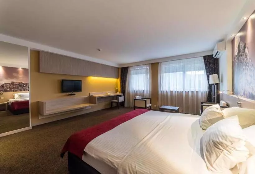 سوییت لوکس, City Hotel Mostar