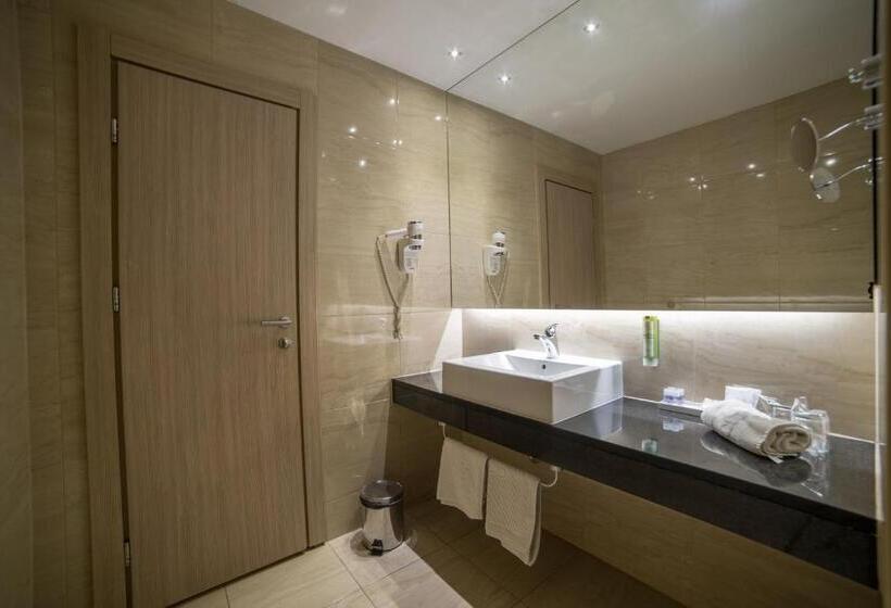 جناح ديلوكس, City Hotel Mostar