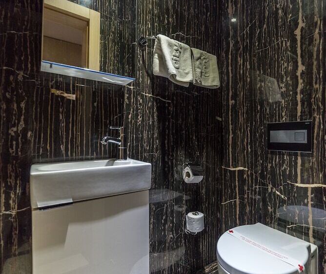 جناح رئاسى, City Hotel Mostar