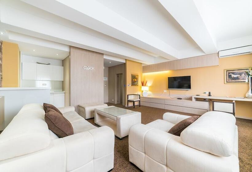 جناح رئاسى, City Hotel Mostar