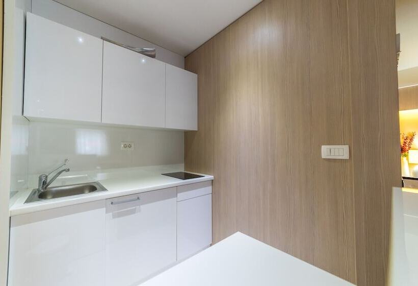 جناح رئاسى, City Hotel Mostar