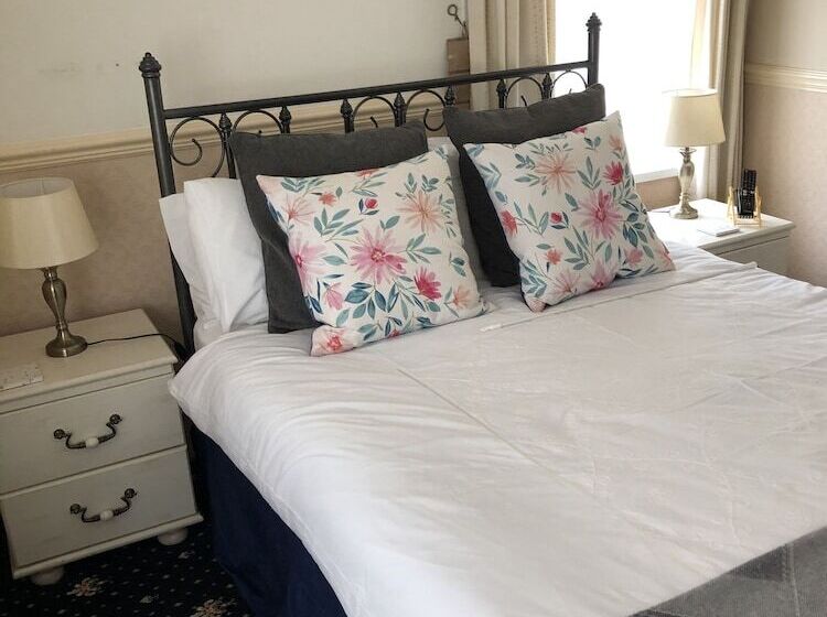 חדר סטנדרט, Crown Lodge