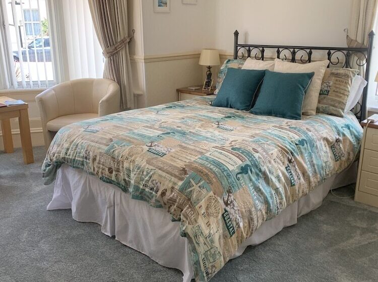 חדר סטנדרט, Crown Lodge