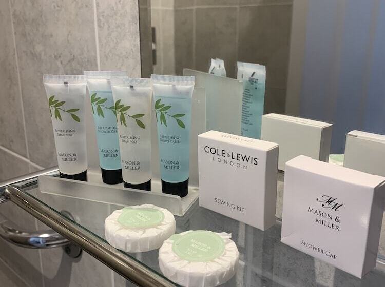 חדר סופריור, Crown Lodge