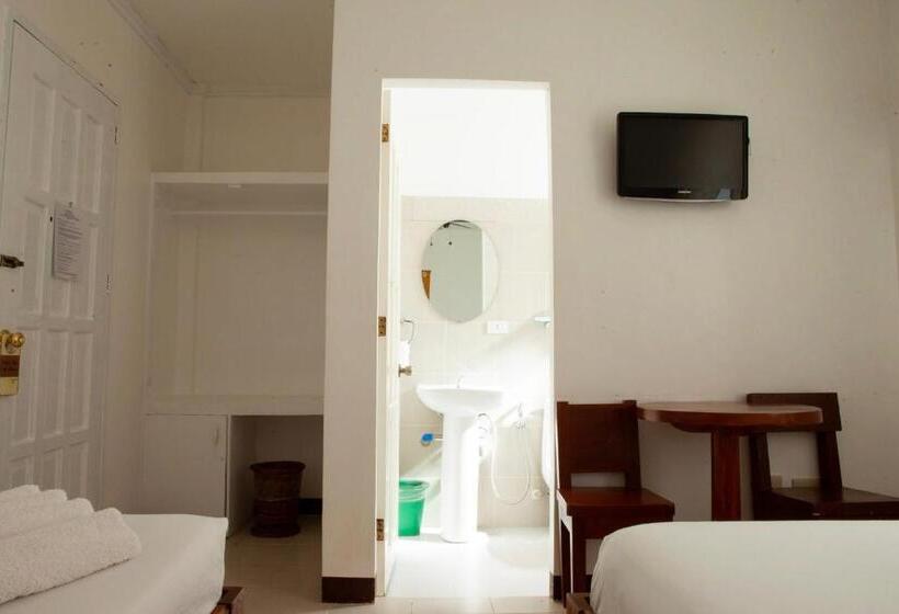 اتاق لوکس, Isla Gecko Resort