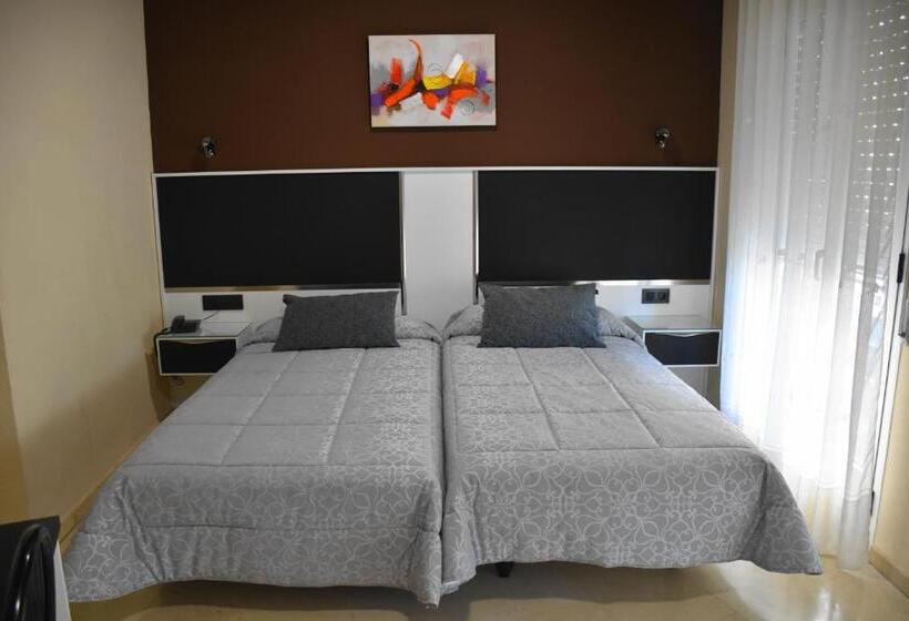 غرفة قياسية, Navarro