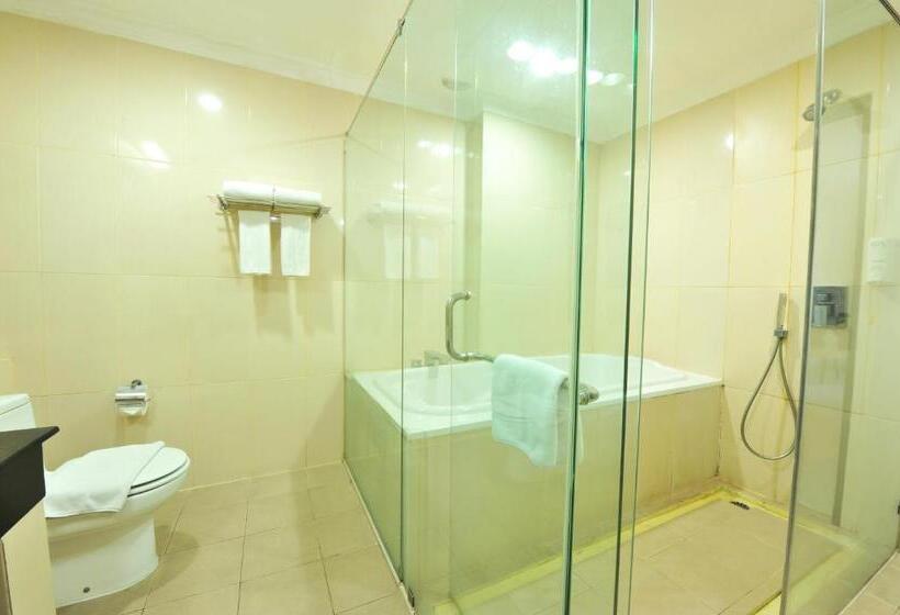 スイート, Palace