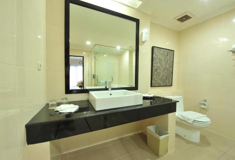 スイート, Palace