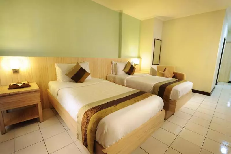 スタンダードルーム, Palace