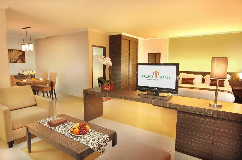 スタンダードルーム, Palace