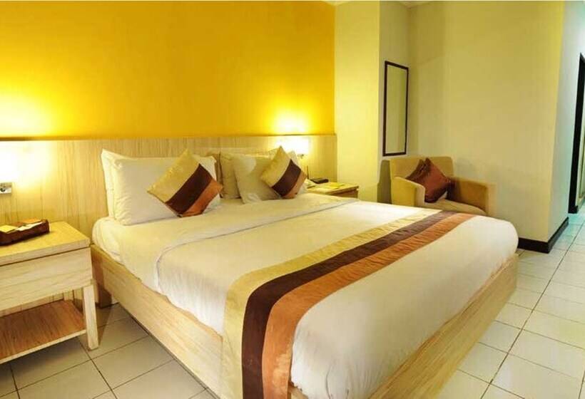 スーペリアールーム, Palace