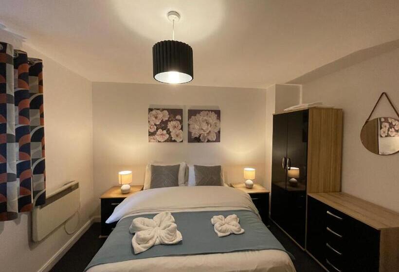 شقة غرفتين, Quality City Leicester